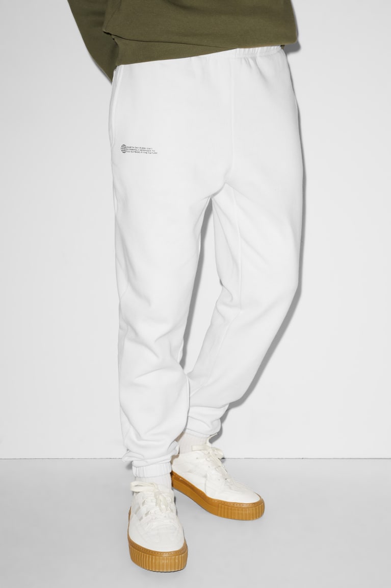 Nohavice C&A Clockhouse Joggers Panske Biele | 9416TNMDV